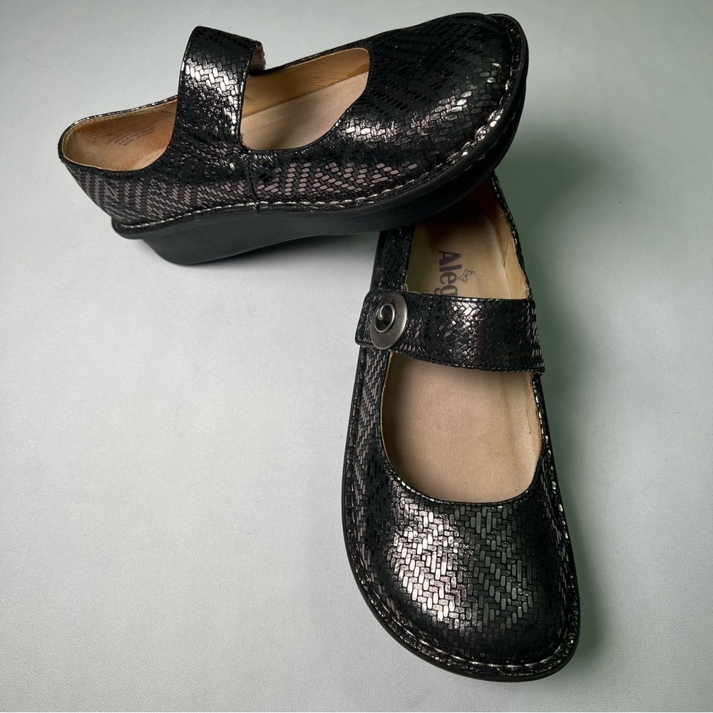 alegria shoes size 37 Multicolored Snakeskin Pattern MaryJane GENTLY USED